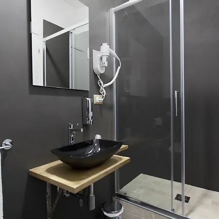 Guest house Secret Rhome 2*