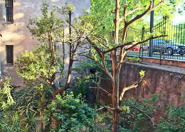 Pensión Secret Rhome